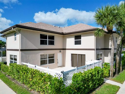 6 Amherst, Royal Palm Beach, FL 33411