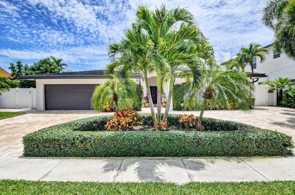 784 71st, Boca Raton, FL 33487