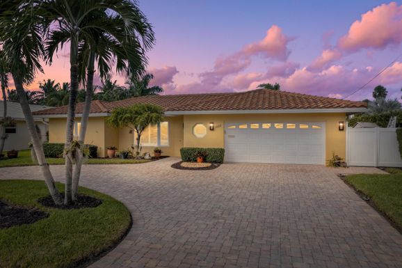 1155 5th, Boca Raton, FL 33432