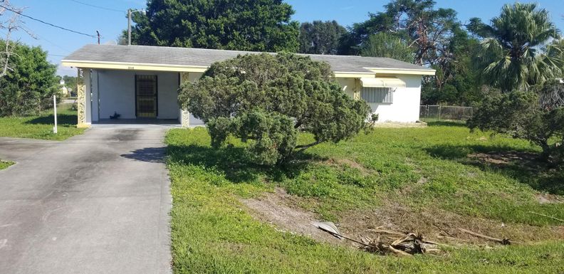 3008 Avenue Q, Fort Pierce, FL 34947