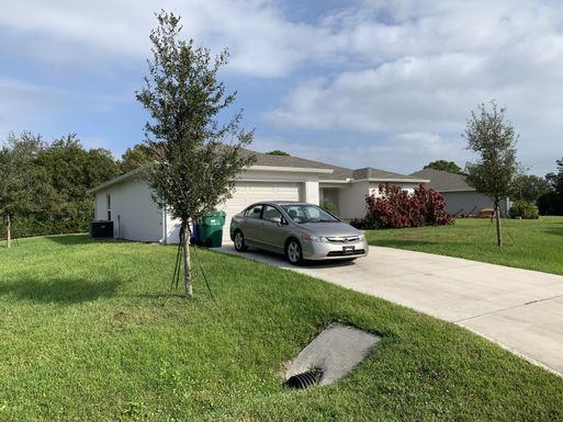 813 Landsdowne, Sebastian, FL 32958