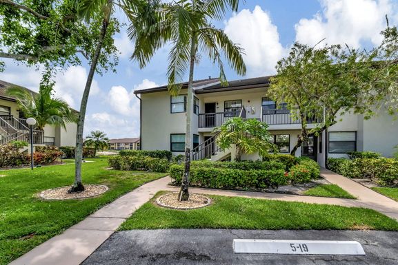 7618 Tahiti, Lake Worth, FL 33467