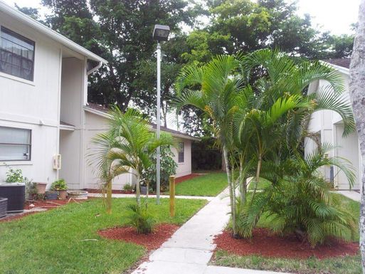 5310 Elmhurst, West Palm Beach, FL 33417