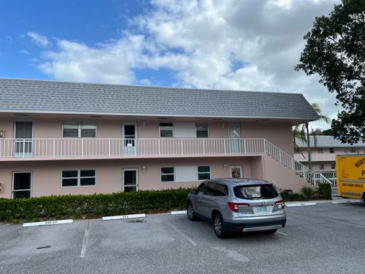 18081 Country Club, Jupiter, FL 33469