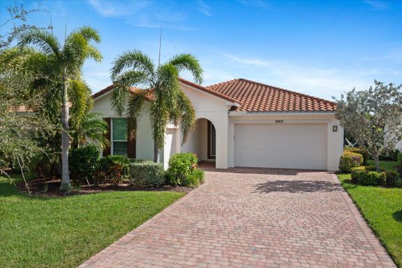 10017 Oak Tree, Port Saint Lucie, FL 34987