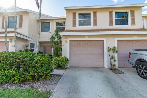 803 Crosswinds, Greenacres, FL 33413