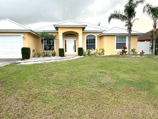 1082 Del Rio, Port Saint Lucie, FL 34953