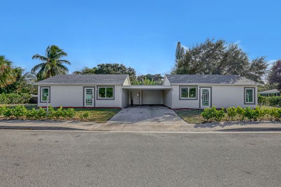 802 M, Lake Worth Beach, FL 33460