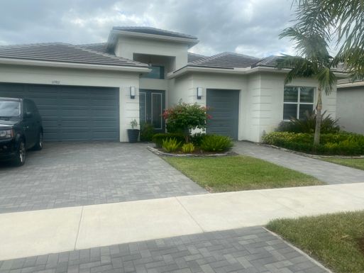 11982 Laguna Bay, Port Saint Lucie, FL 34987