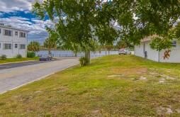 35 Detroit, Lake Worth, FL 33461