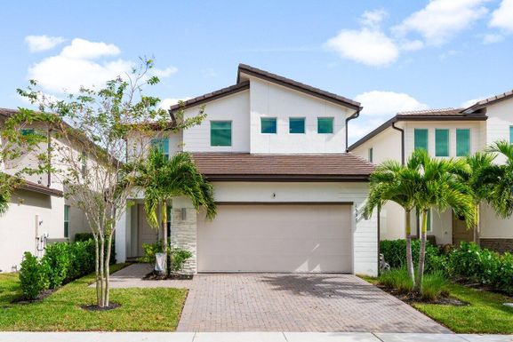 1537 Verawood, Delray Beach, FL 33445