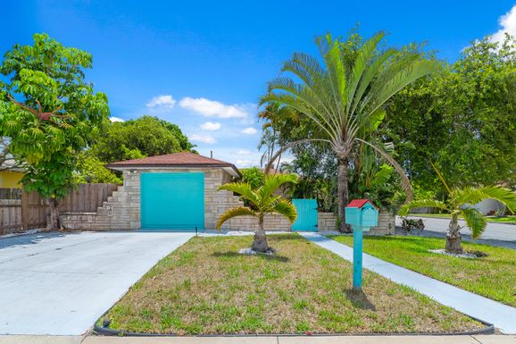 1202 K, Lake Worth Beach, FL 33460