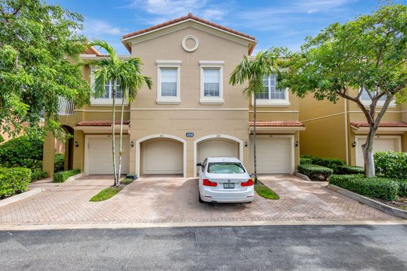 4930 Bonsai, Palm Beach Gardens, FL 33418