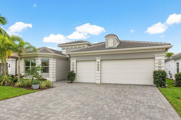 9858 Pecorino, Boynton Beach, FL 33473