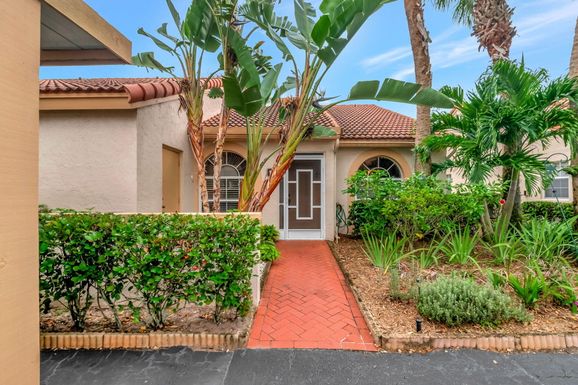 14406 Via Royale, Delray Beach, FL 33446