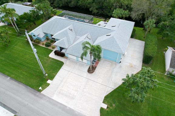 750 Concha, Sebastian, FL 32958