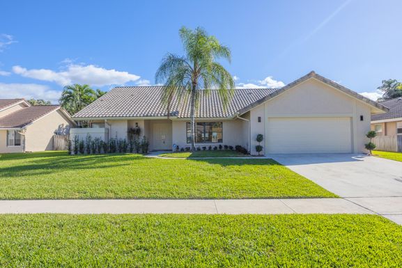 22352 Martella, Boca Raton, FL 33433