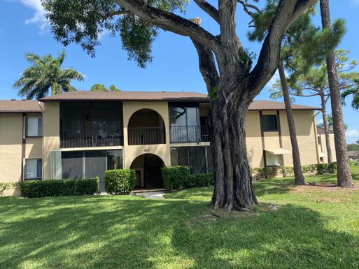 417 Pine Glen, Greenacres, FL 33463