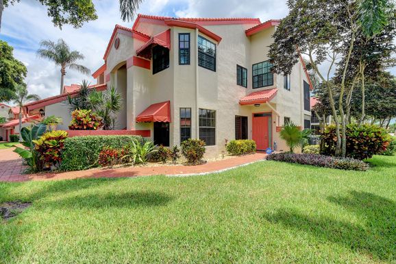 7677 Lexington Club, Delray Beach, FL 33446