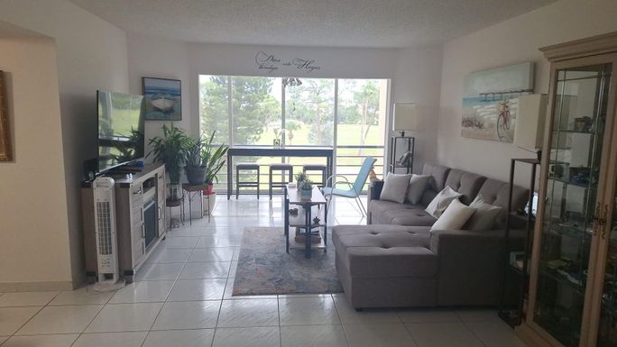 3836 Via Poinciana, Lake Worth, FL 33467