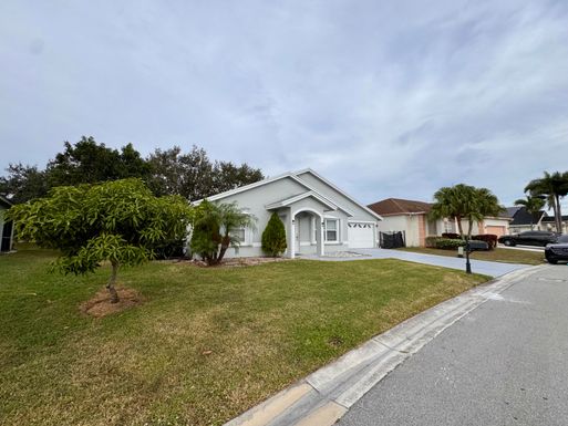 1132 Hatteras, Greenacres, FL 33413