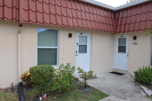 280 Cape Cod, Lake Worth, FL 33467