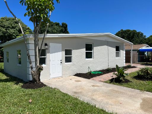 4620 39th Av, Vero Beach, FL 32967