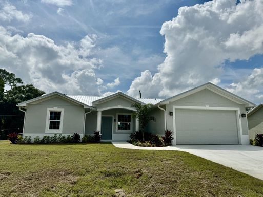 581 36th, Okeechobee, FL 34974