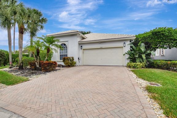 11902 Fountainside, Boynton Beach, FL 33437