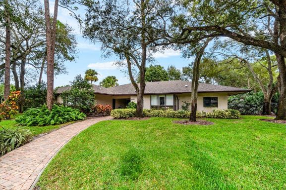 4251 Wood Ride, Boynton Beach, FL 33436