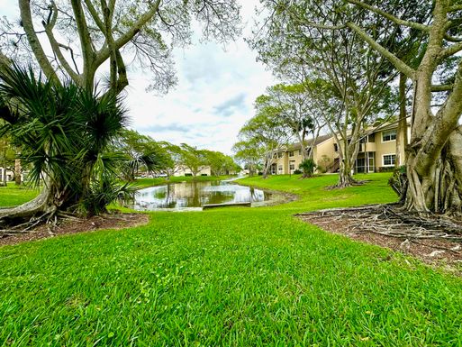 661 Cypress Lake, Deerfield Beach, FL 33064