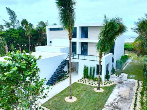 75 Beach, Jupiter Island, FL 33455