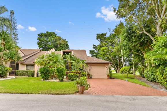 4665 Fountains, Lake Worth, FL 33467