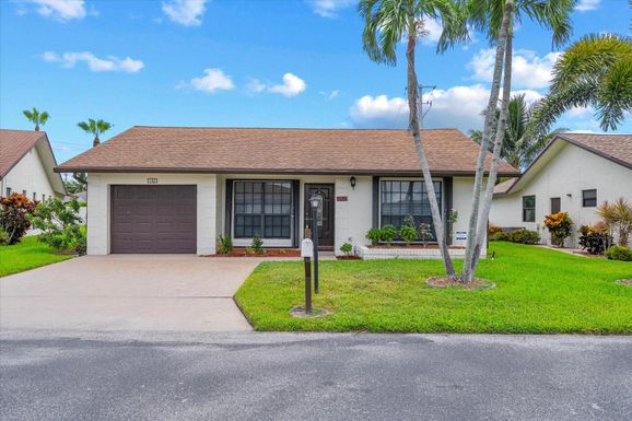 6510 Olivewood, Greenacres, FL 33463