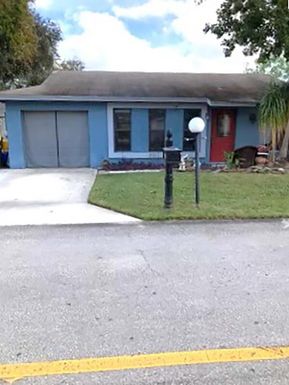 4678 Pine Grove, Delray Beach, FL 33445