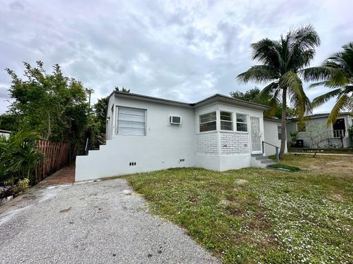 949 42nd, West Palm Beach, FL 33407