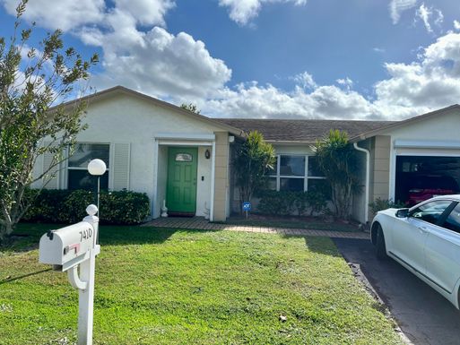 7410 Pine Forest, Lake Worth, FL 33467