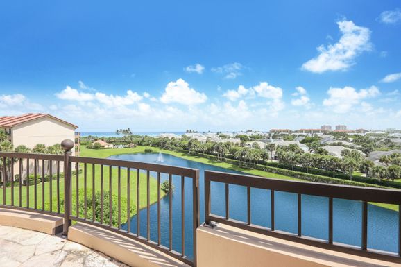 301 Ocean Bluffs, Jupiter, FL 33477