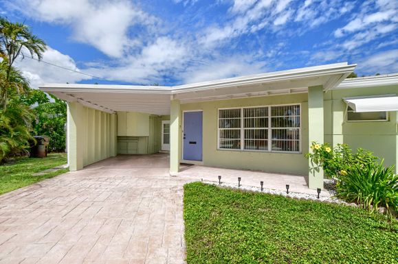 2315 4th, Boca Raton, FL 33431