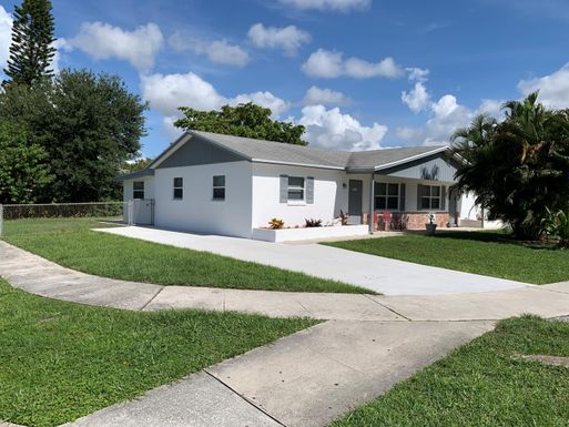 5711 57th, Greenacres, FL 33463