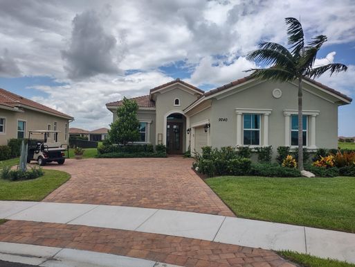 9240 Miracoli, Port Saint Lucie, FL 34987