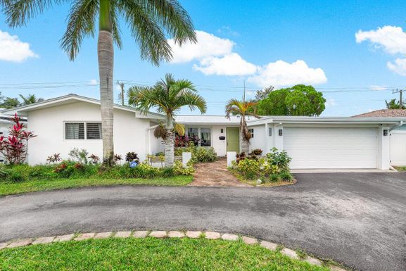 1082 7th, Boca Raton, FL 33486