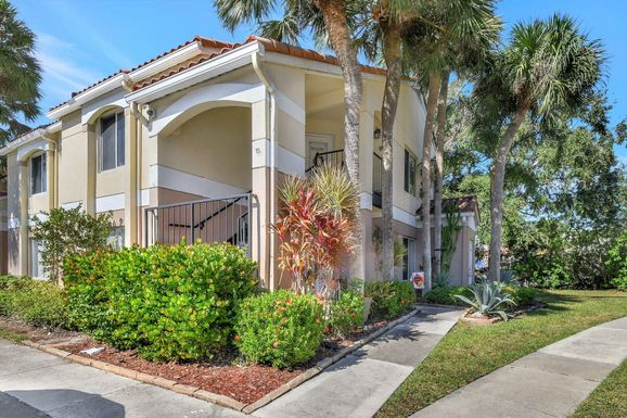 815 Boynton Beach, Boynton Beach, FL 33426