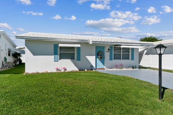 1911 19th, Boynton Beach, FL 33426