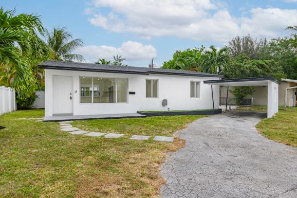 11 26th, Wilton Manors, FL 33305