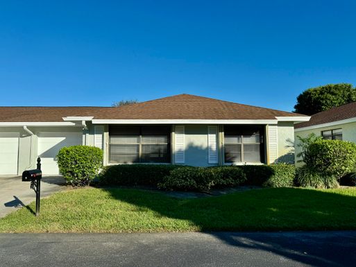 9810 Walnut Tree, Boynton Beach, FL 33436