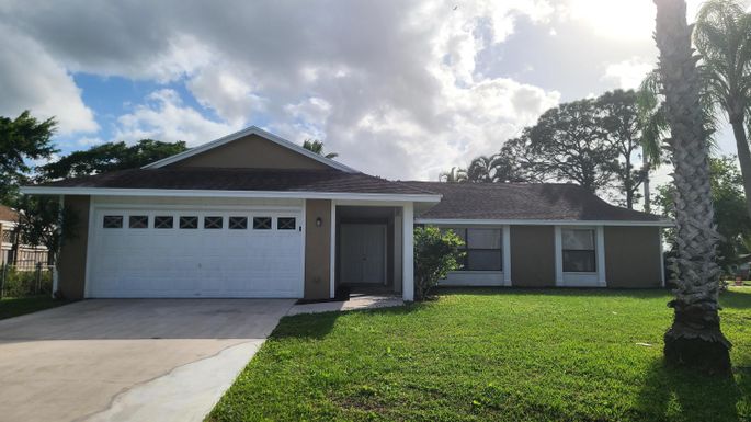 702 Starflower, Port Saint Lucie, FL 34983