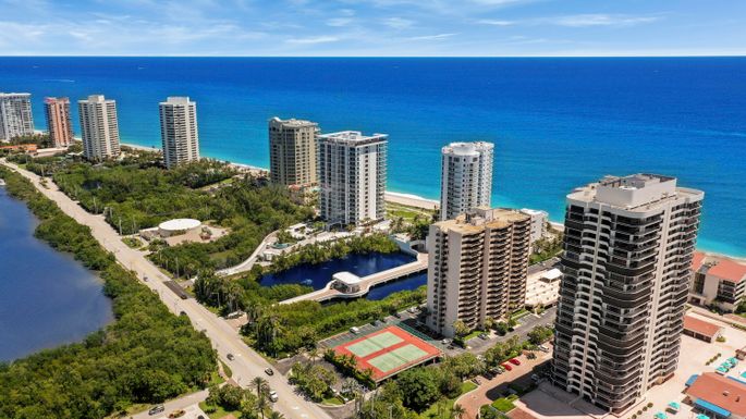 4200 Ocean, Singer Island, FL 33404