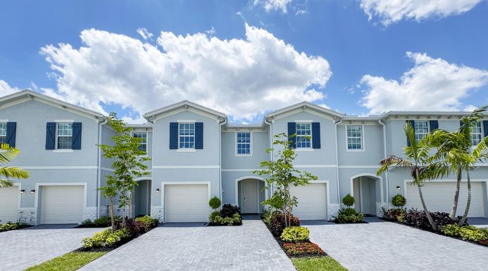 4250 Lagoon Shore, Lake Worth, FL 33467