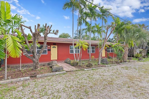 4 16th, Fort Lauderdale, FL 33305